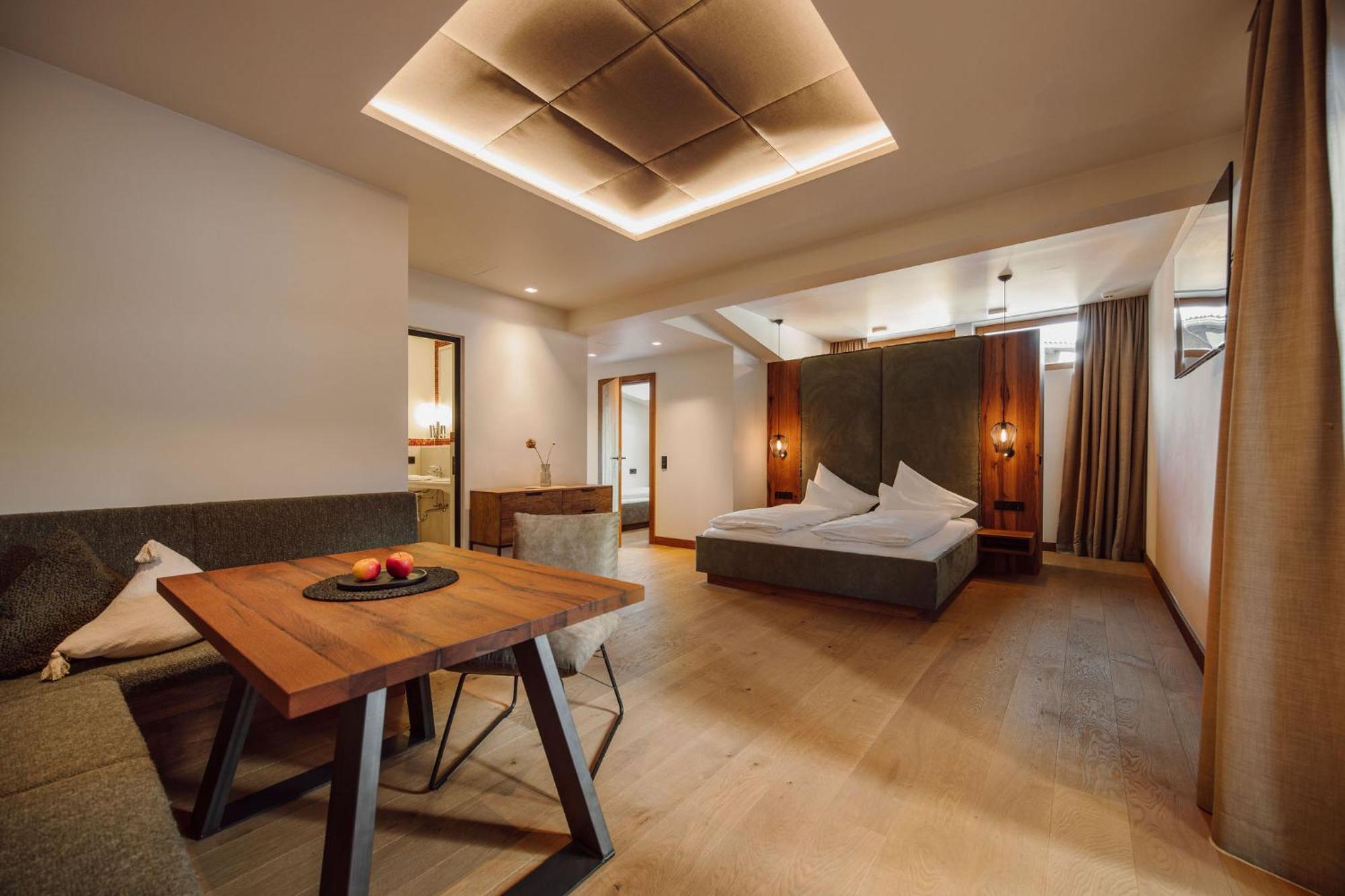 Hotel Alpina Alpendorf Sankt Johann im Pongau Pokoj fotografie